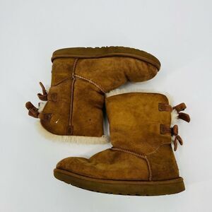 UGG Winter Boots Bailey Bow II Chestnut Suede Fur Womens Size 8
